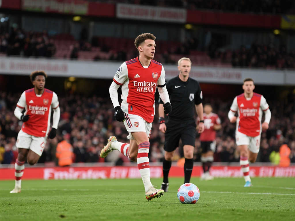 三球完胜零失球裁判无争议 阿森纳表现完美令人惊叹